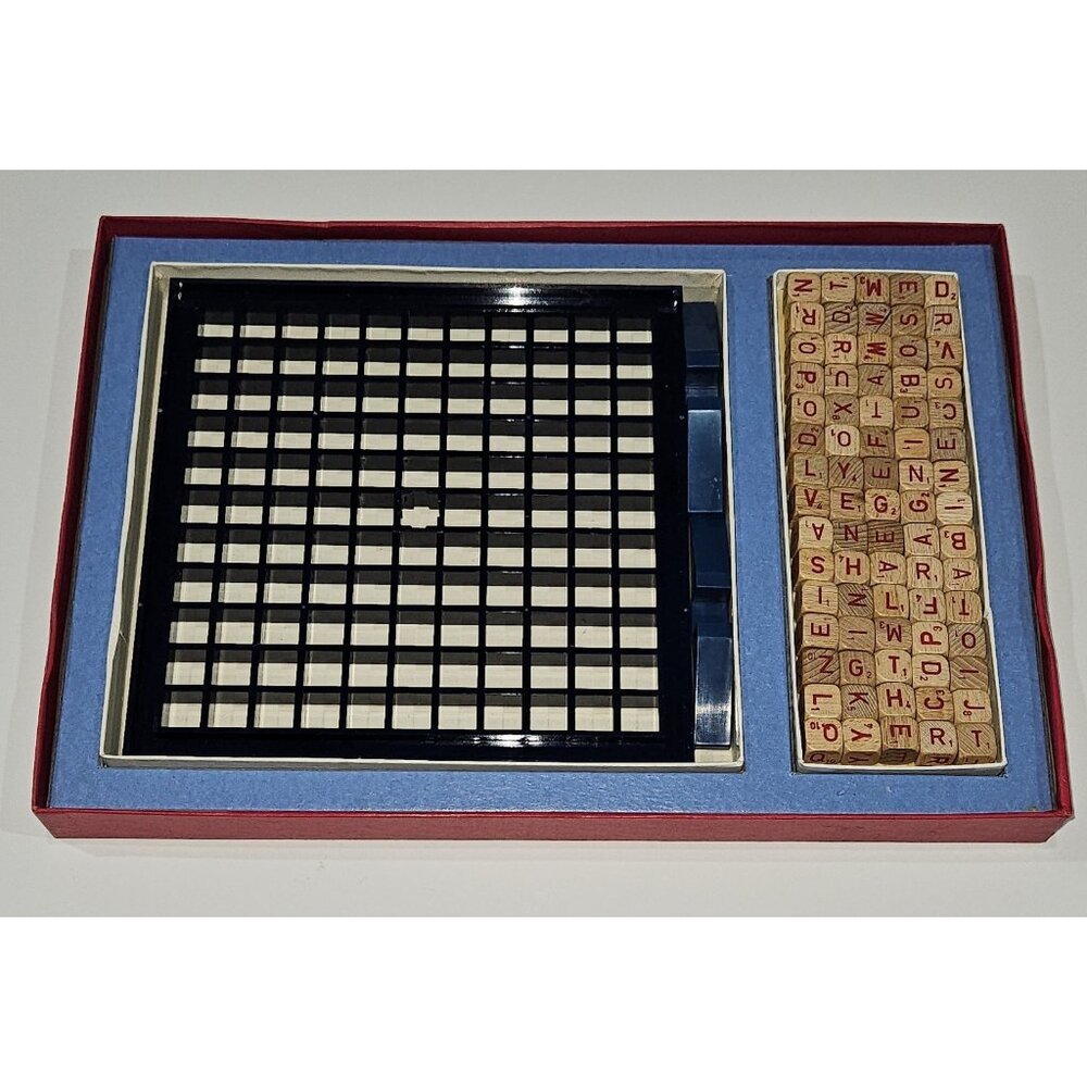 VTG Scrabble Brand RSVP Three Dimensional Crossword Game COMPLETE